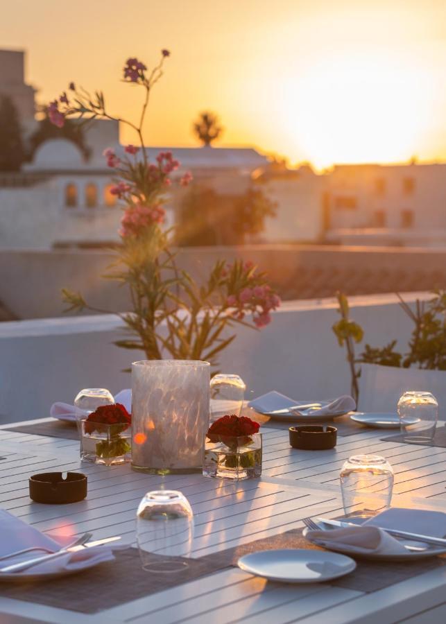 Dar El Jeld Hotel And Spa Tunis Exterior photo Sunset at the hotel