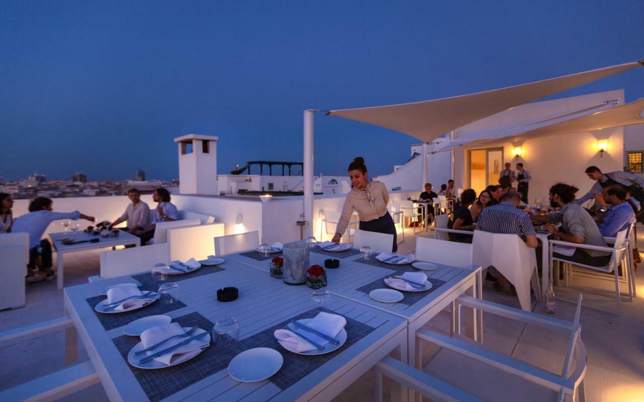 Dar El Jeld Hotel And Spa Tunis Exterior photo Rooftop restaurant
