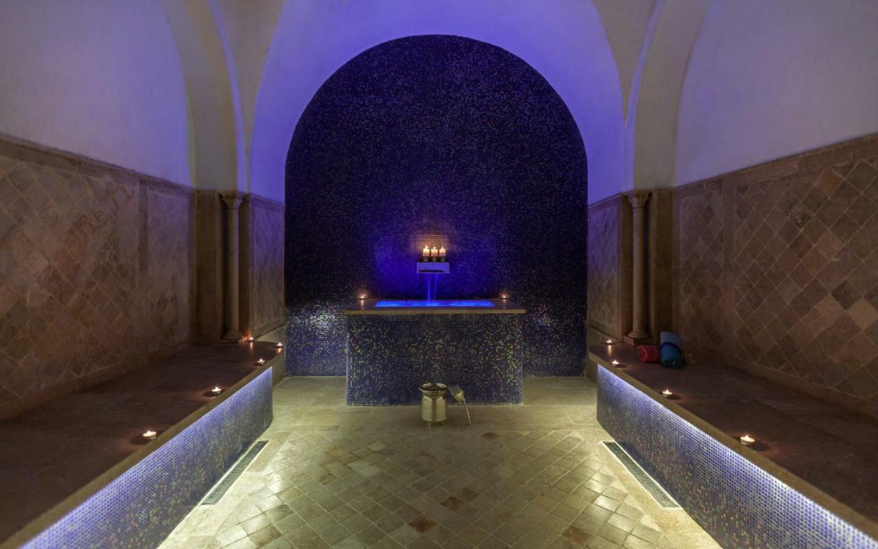 Dar El Jeld Hotel And Spa Tunis Exterior photo The spa at the Four Seasons Hotel, Madrid